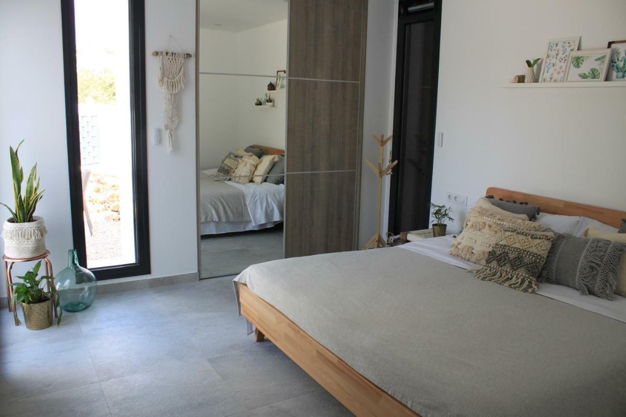 Bohospanishvilla Holiday home *